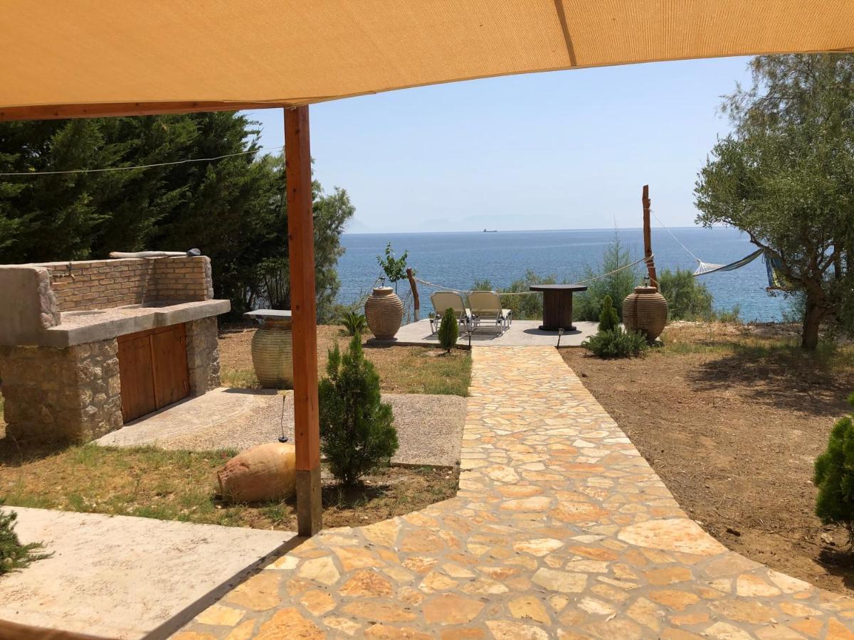 Seafront Studio With Direct Beach Access Koróni Buitenkant foto