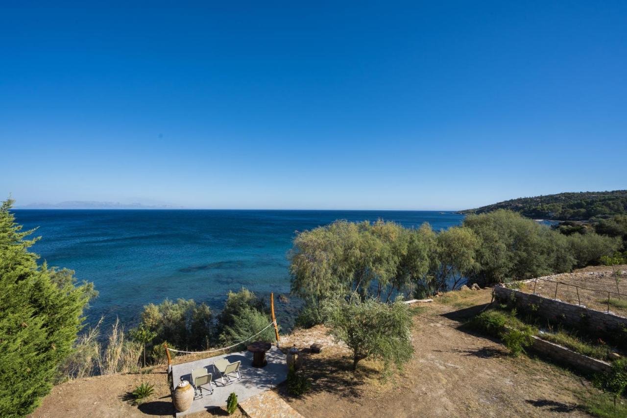 Seafront Studio With Direct Beach Access Koróni Buitenkant foto