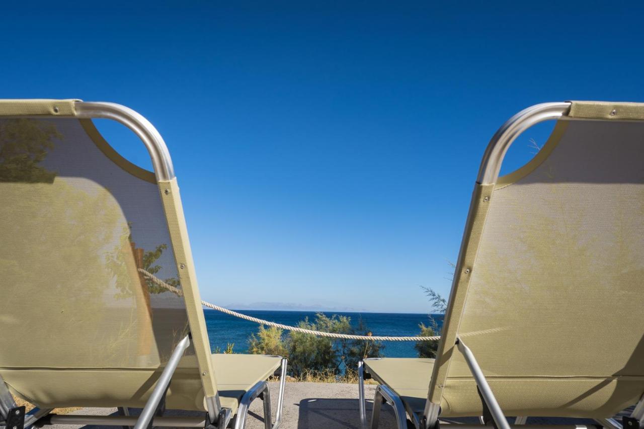 Seafront Studio With Direct Beach Access Koróni Buitenkant foto