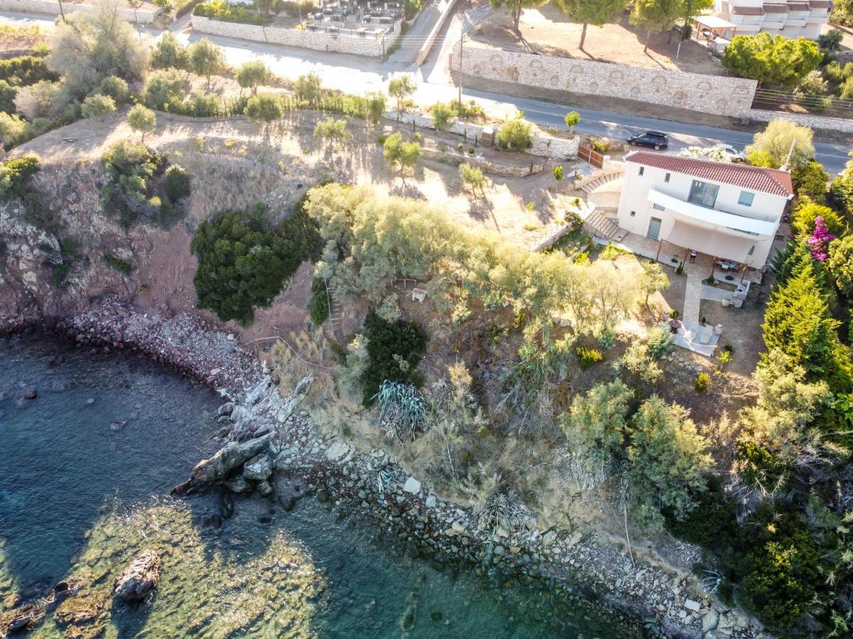 Seafront Studio With Direct Beach Access Koróni Buitenkant foto